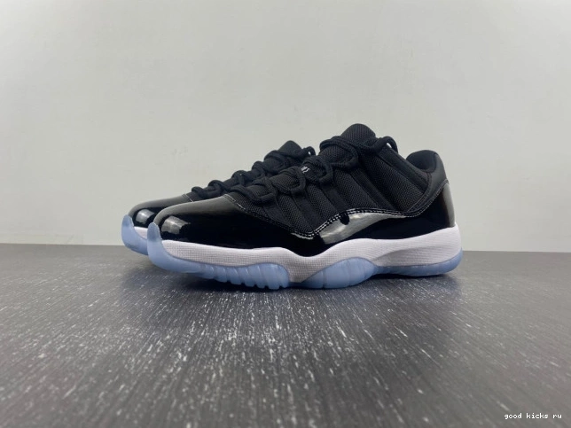 Jordan 11 Air Low FV5104-004 Space Jam 0701